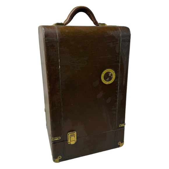 Revere Model 48 16mm Film Projector w/Original Hard Case & Cord - Picture 13 of 16